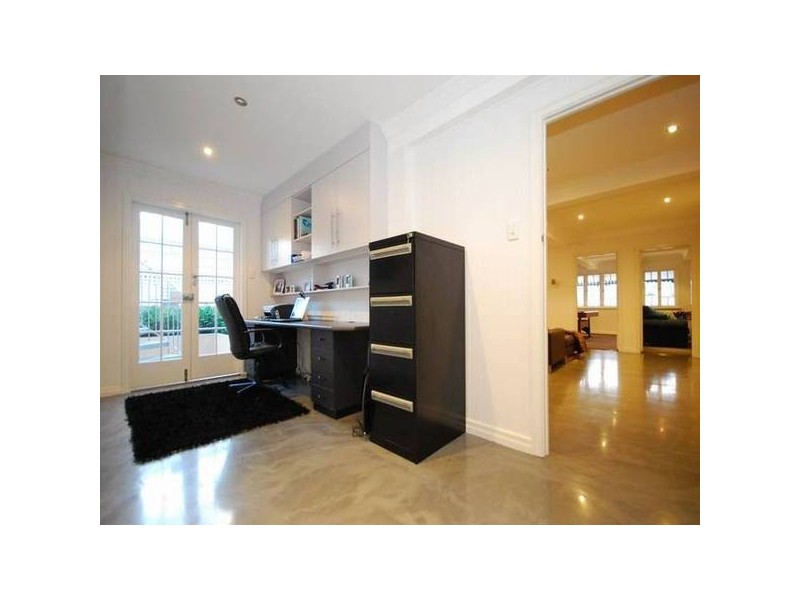 3 Thomas Street, Auchenflower QLD 4066