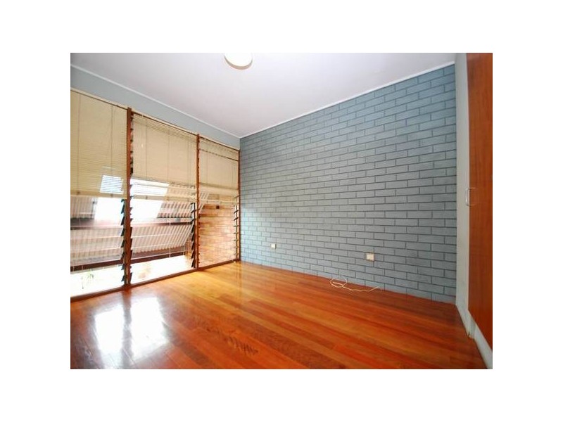 38 Wellington Road, Red Hill QLD 4059