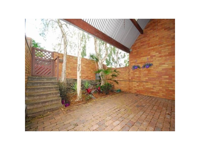 38 Wellington Road, Red Hill QLD 4059