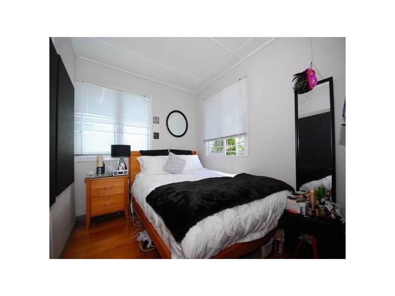 32 Addison Street, Red Hill QLD 4059