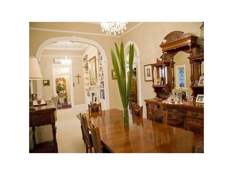 15 Moonya Street, Bardon QLD 4065