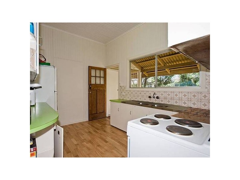 38 Guildford Street, Kelvin Grove QLD 4059