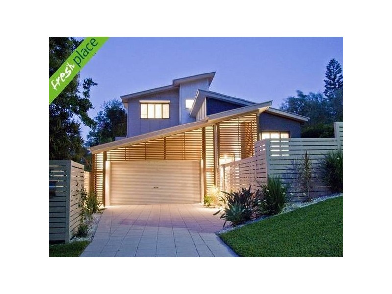 15 Royal Row, Bardon QLD 4065