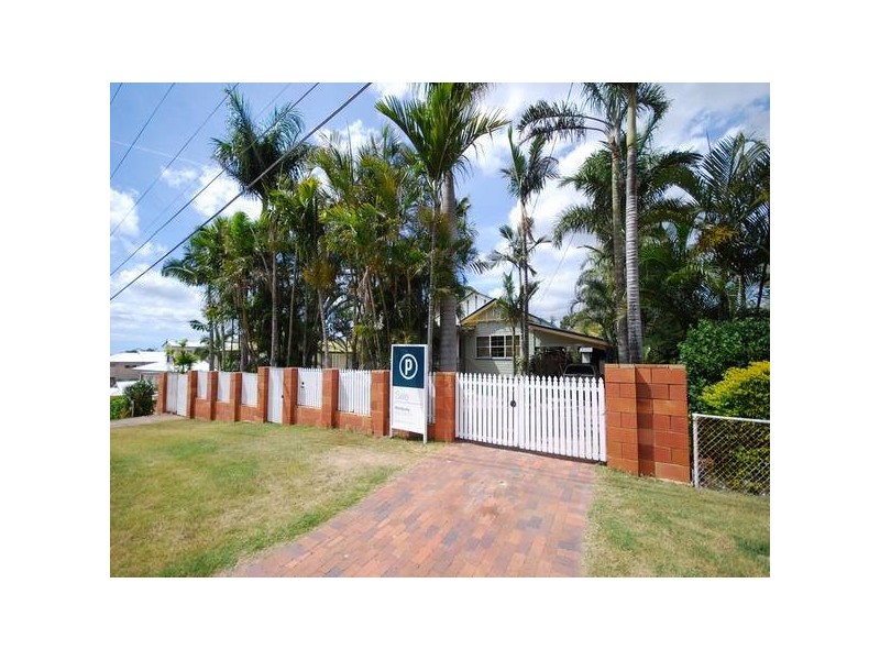 19 Melbourne Avenue, Camp Hill QLD 4152