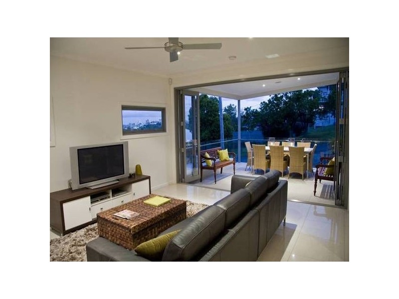 11 Scriven Street, Wilston QLD 4051