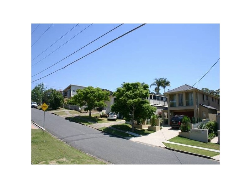 31 Melbourne Avenue, Camp Hill QLD 4152