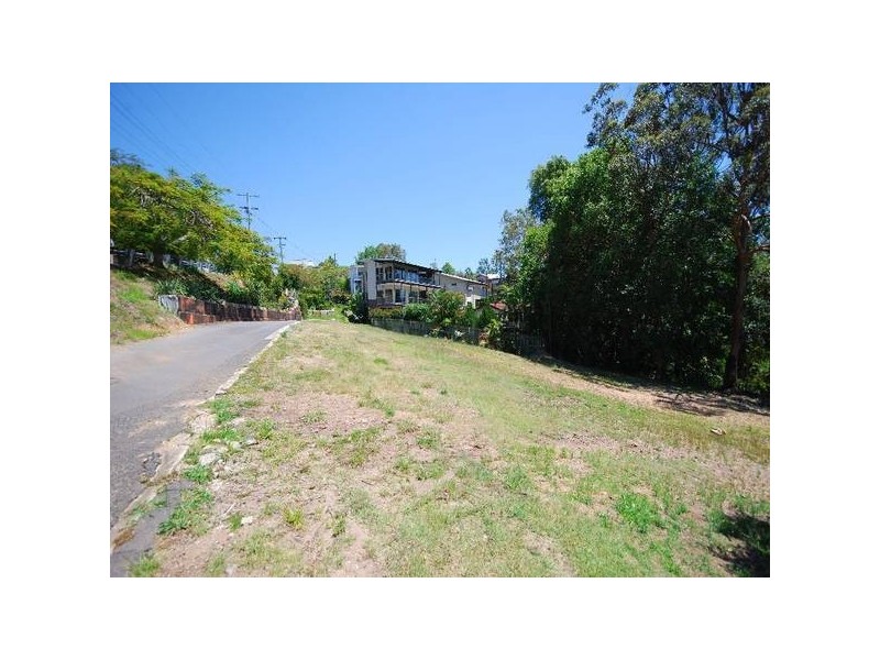17 Hebe Street, Bardon QLD 4065