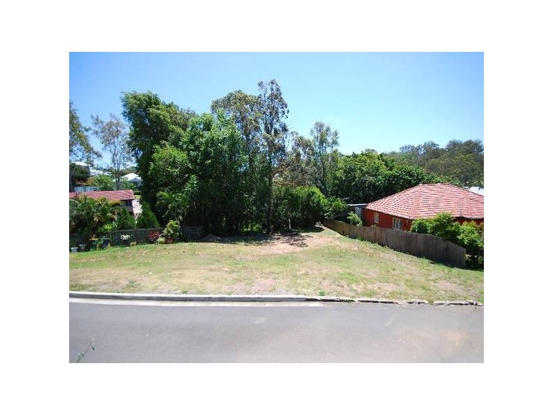 17 Hebe Street, Bardon QLD 4065