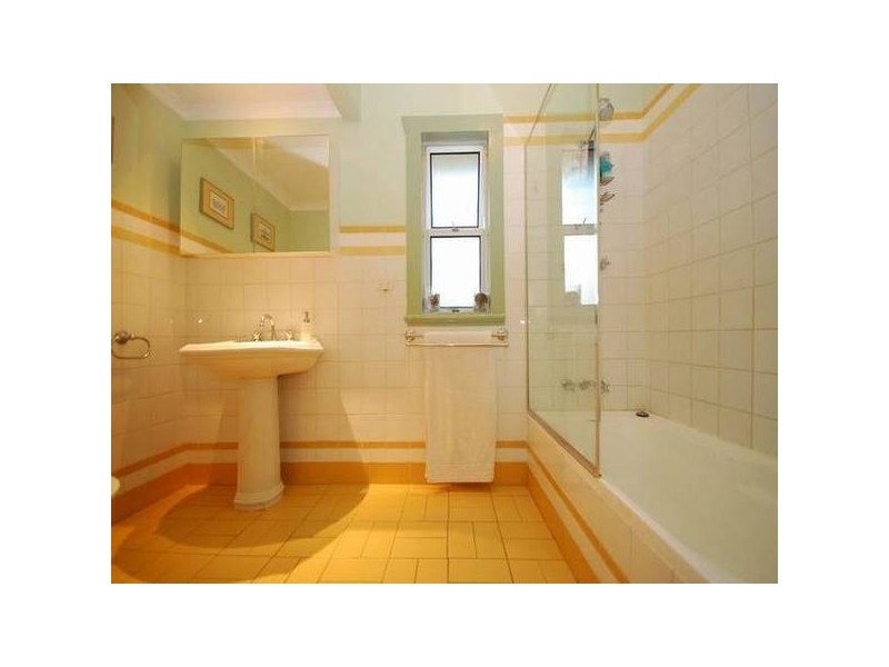 58 Frederick Street, Annerley QLD 4103