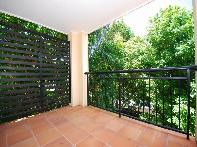 1/28 Bayliss Street, Toowong QLD 4066