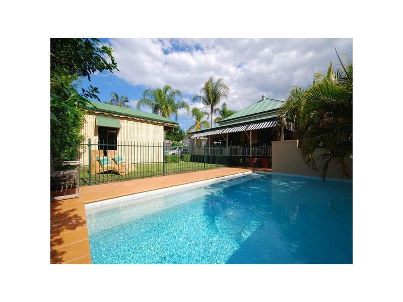 14 O’Connell Place, Red Hill QLD 4059