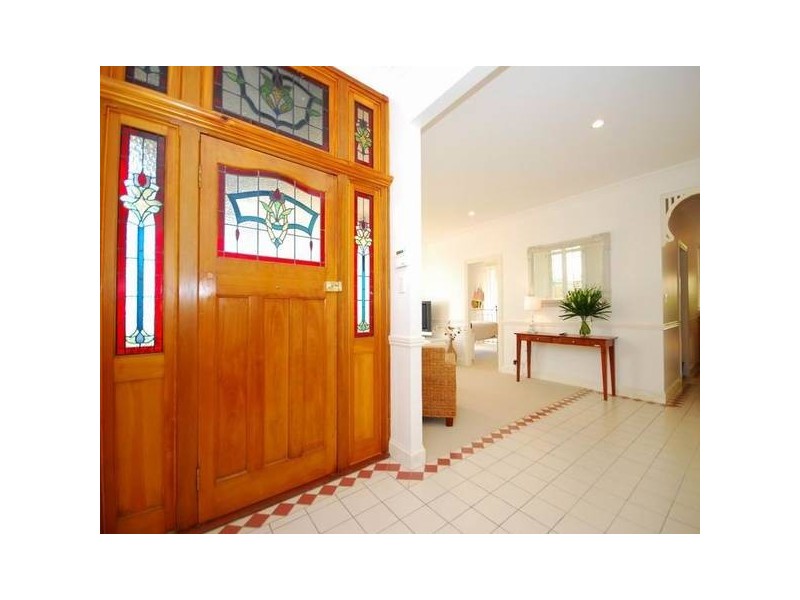 14 O’Connell Place, Red Hill QLD 4059