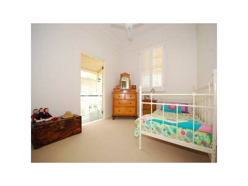 14 O’Connell Place, Red Hill QLD 4059