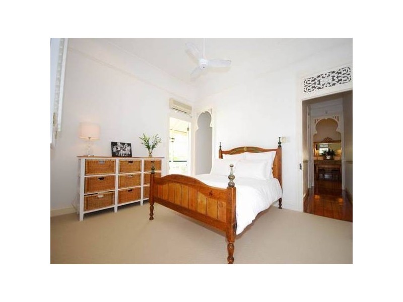 14 O’Connell Place, Red Hill QLD 4059