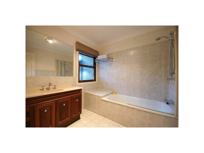 4a Gulliver Street, Paddington QLD 4064