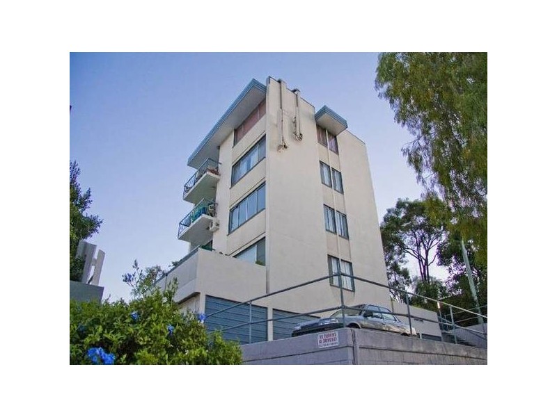 8/364 Milton Road, Auchenflower QLD 4066