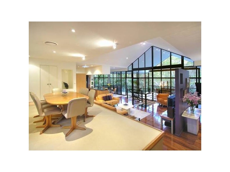 22 Satinwood Court, Bardon QLD 4065