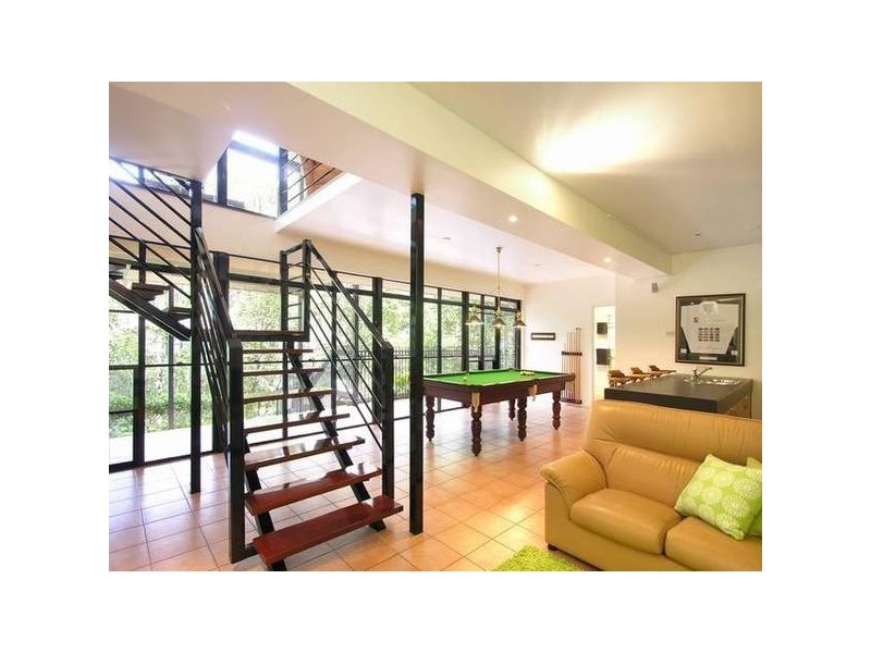 22 Satinwood Court, Bardon QLD 4065