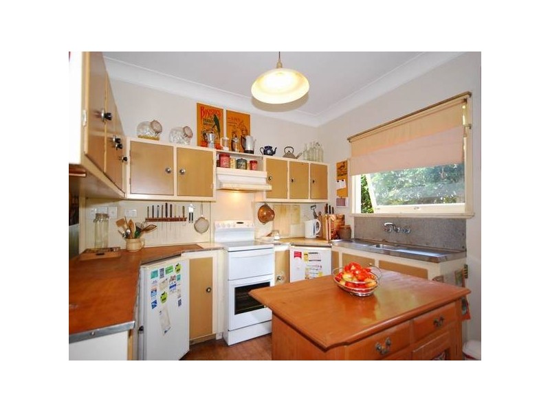 1 Addison Street, Red Hill QLD 4059