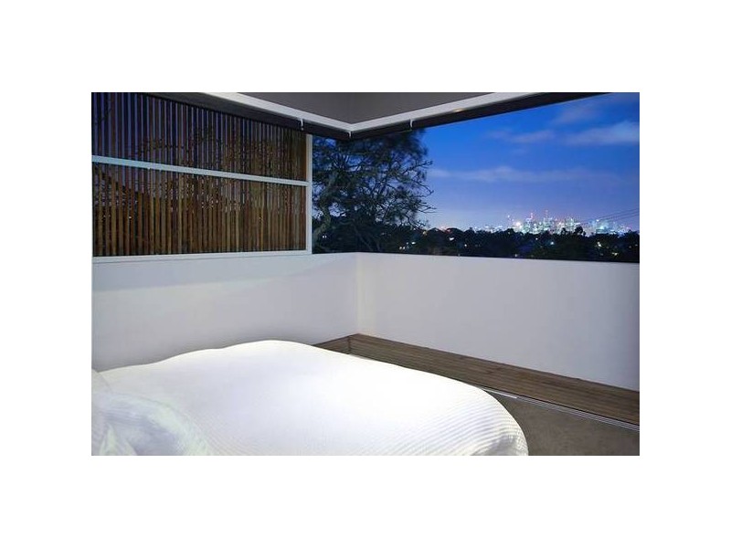95 Siemon Street, Auchenflower QLD 4066