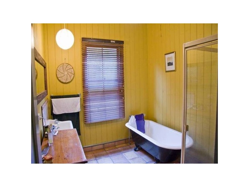 24 Payne Street, Auchenflower QLD 4066
