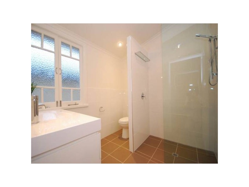 156 Arthur Terrace, Red Hill QLD 4059