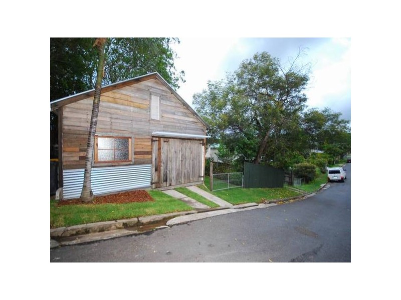 156 Arthur Terrace, Red Hill QLD 4059