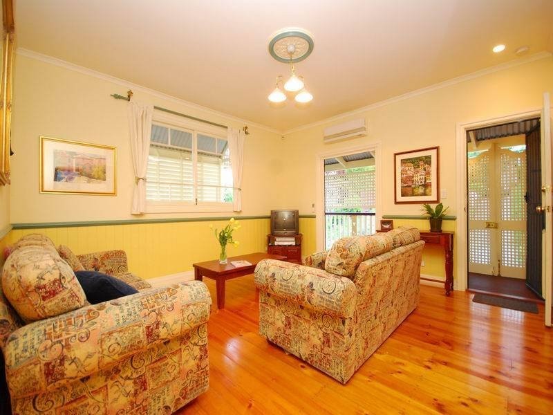 29 Knowles Street, Auchenflower QLD 4066