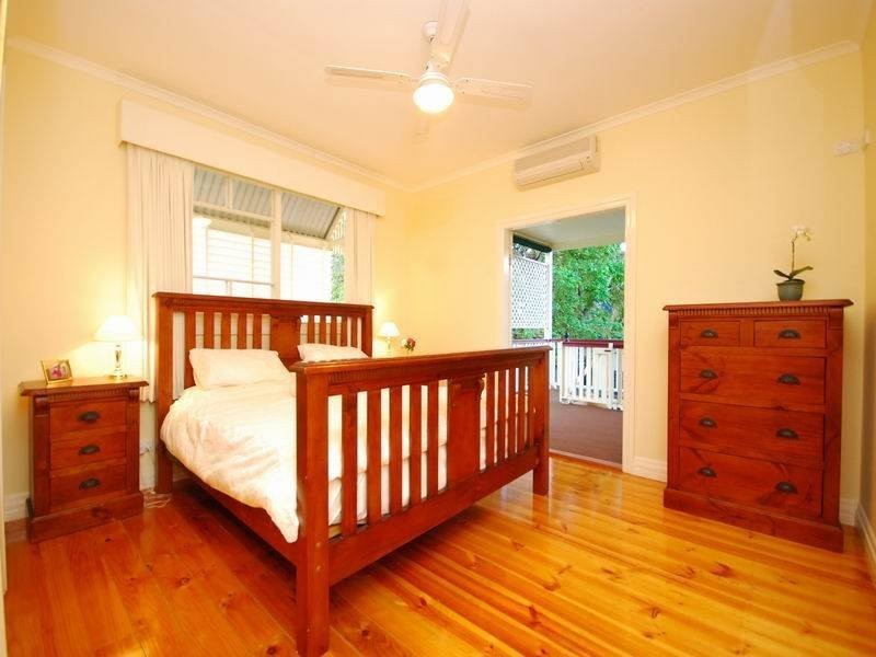 29 Knowles Street, Auchenflower QLD 4066