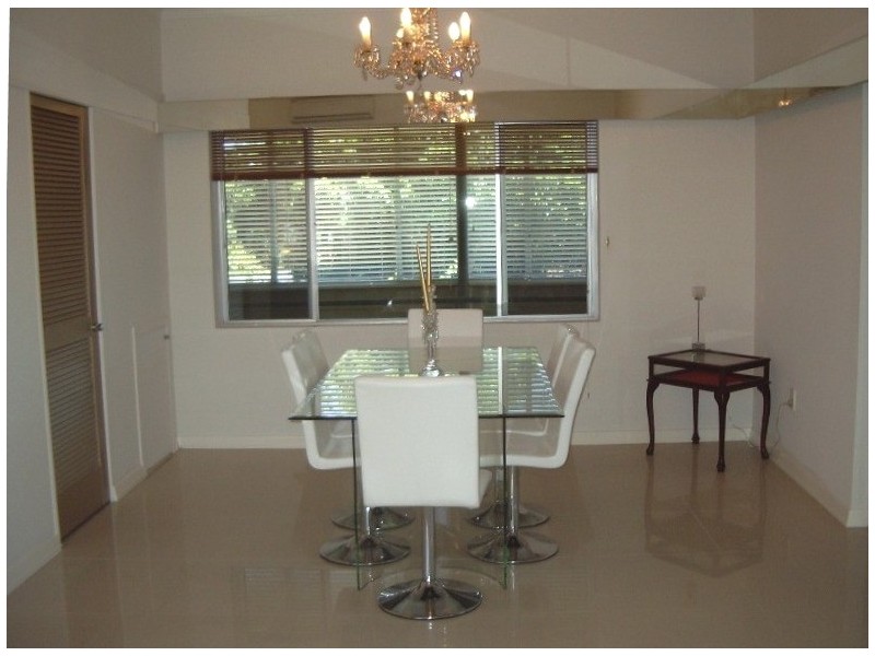 54 Ryans Road, St Lucia QLD 4067