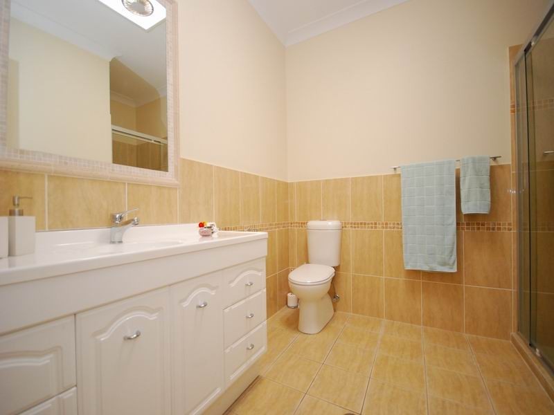 25a Sleath Street, Toowong QLD 4066