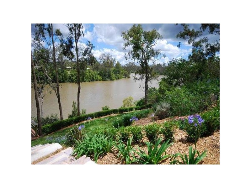 159 Gem Road, Kenmore QLD 4069