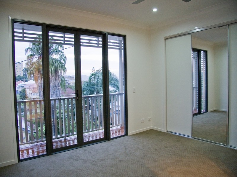 8 Rusden Street, Kelvin Grove QLD 4059