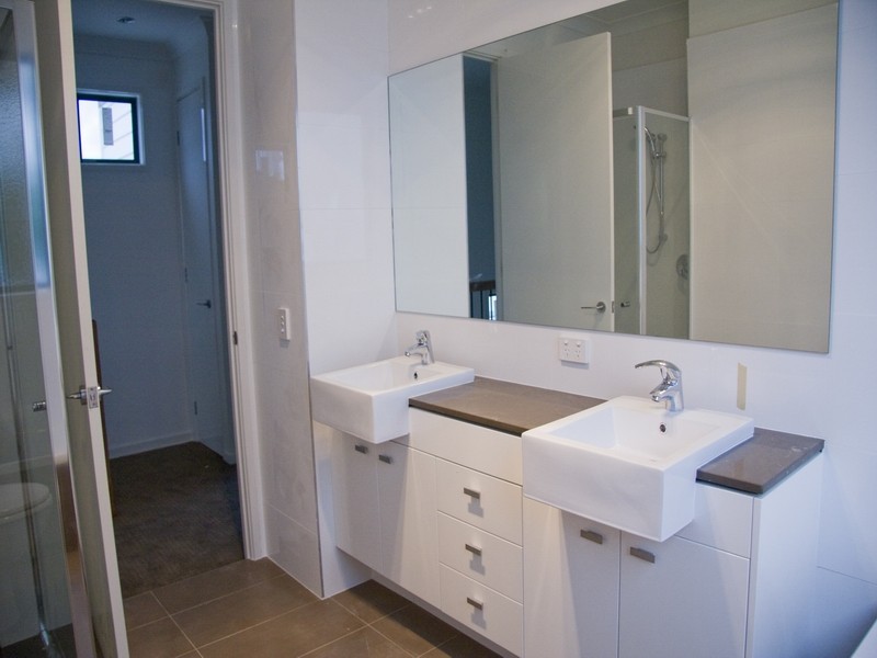 8 Rusden Street, Kelvin Grove QLD 4059