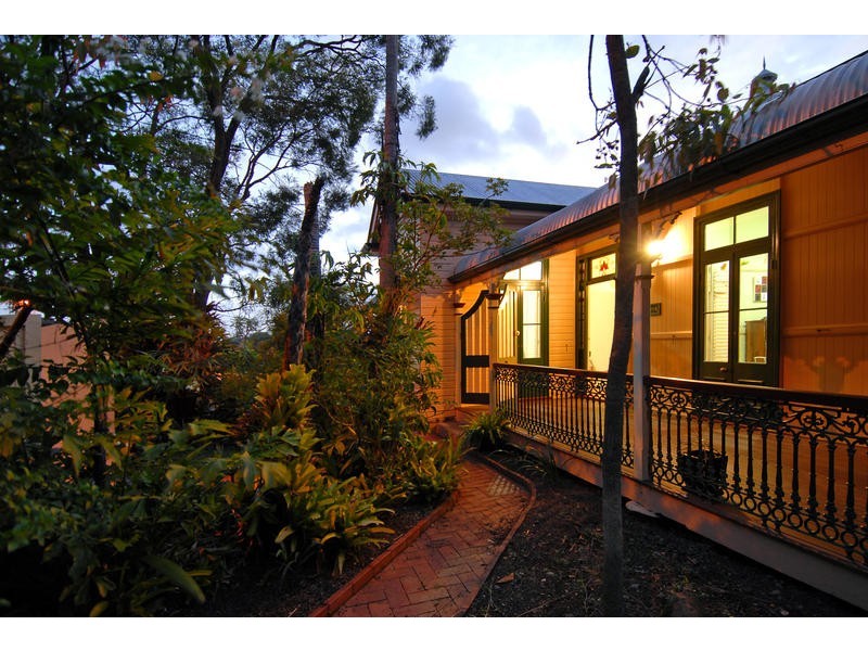 52 Ellena Street, Paddington QLD 4064