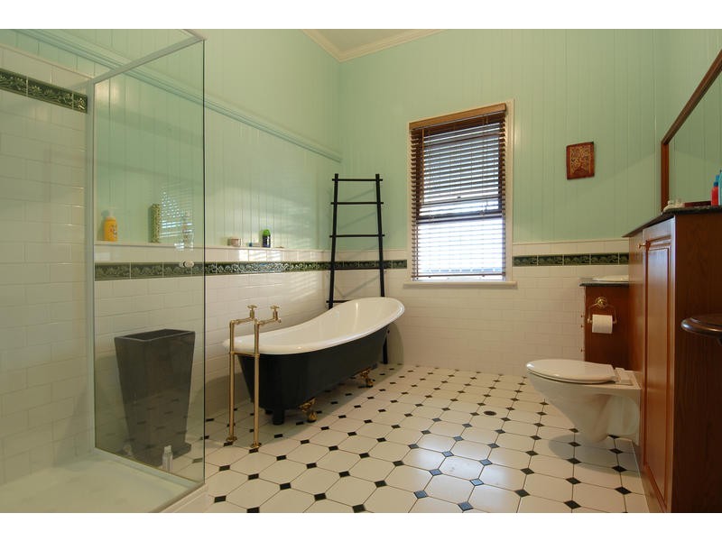 52 Ellena Street, Paddington QLD 4064