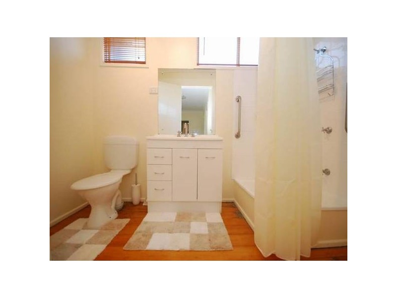 50 Ashgrove Avenue, Ashgrove QLD 4060