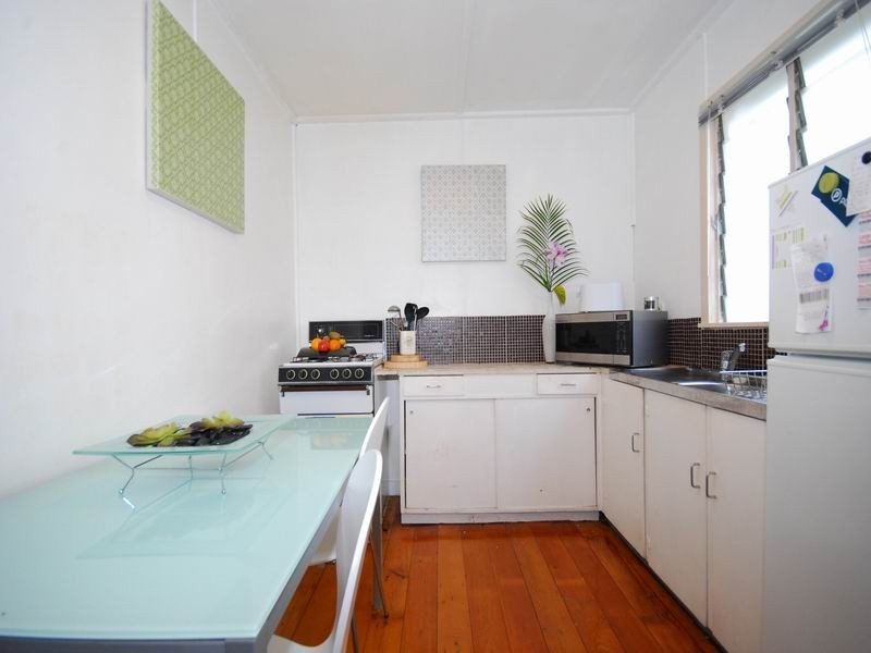 1/32 Addison Street, Red Hill QLD 4059