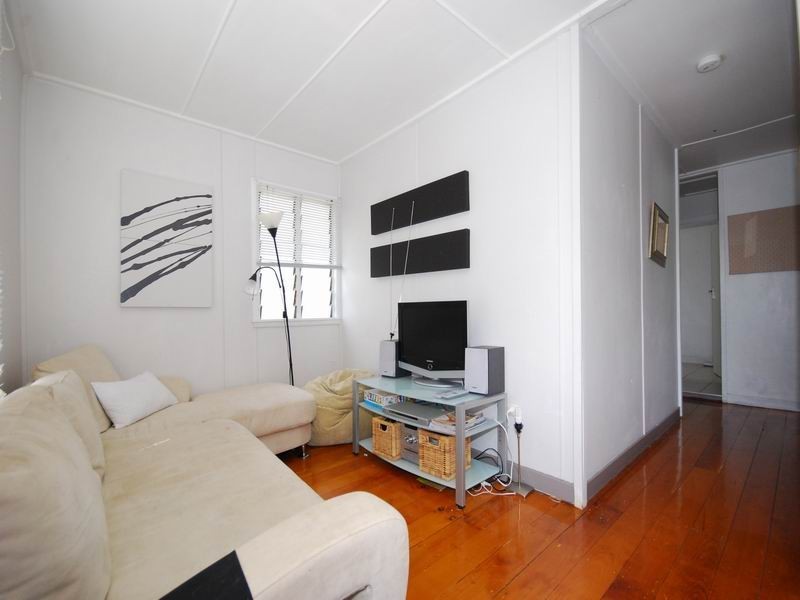 1/32 Addison Street, Red Hill QLD 4059