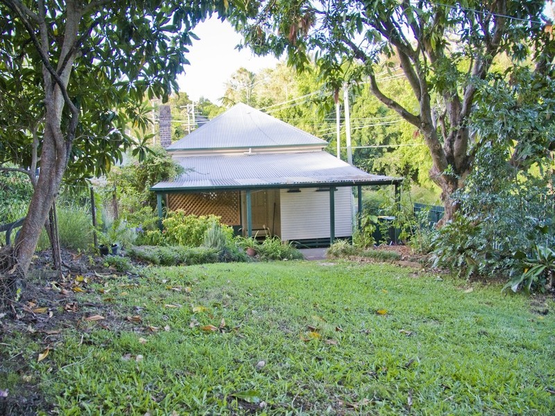 36 Warburton Street, Bardon QLD 4065