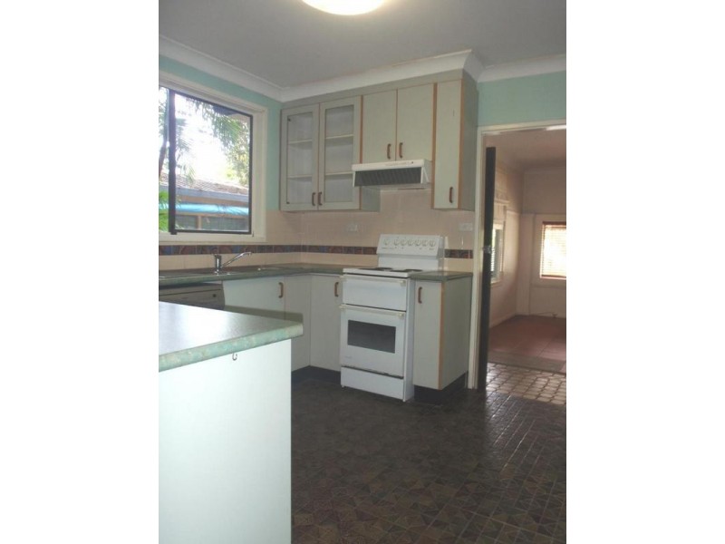 18 Jacaranda Avenue, Patonga Beach NSW 2256