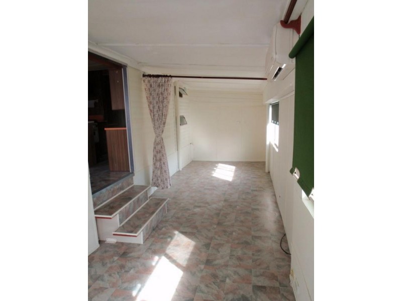 Cabin/22 Burrawang Street, Ettalong Beach NSW 2257