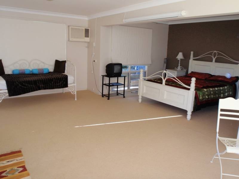 9 Empire Bay Dr, Daleys Point NSW 2257