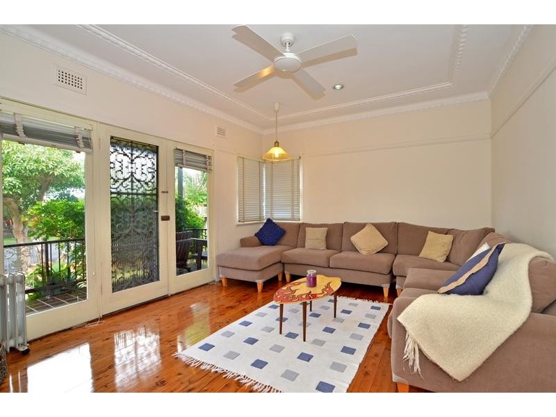 17 Beach St, Ettalong Beach NSW 2257