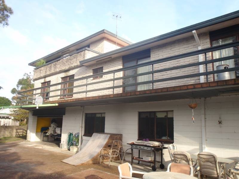 38 Broken Bay Rd, Ettalong Beach NSW 2257