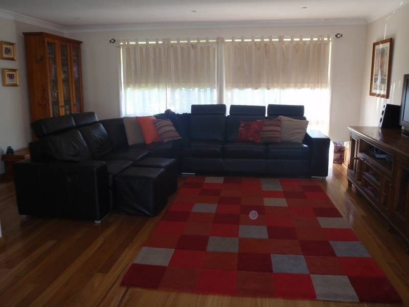26 Kendall Rd, Empire Bay NSW 2257