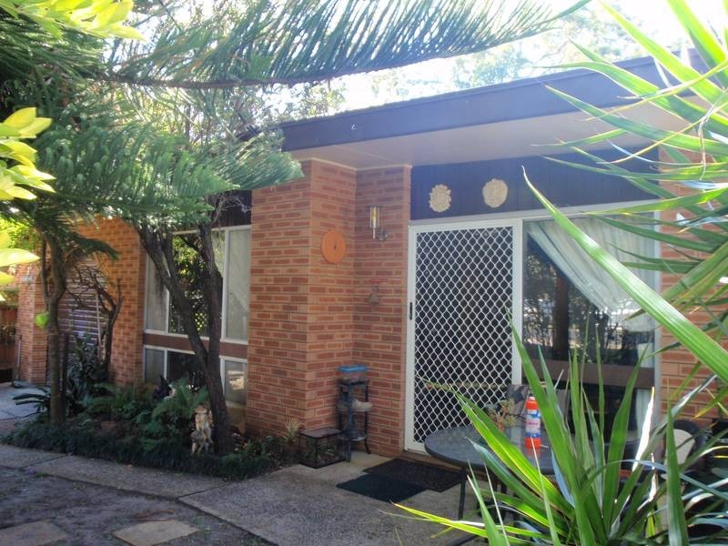 9 Airly Rd, Umina Beach NSW 2257