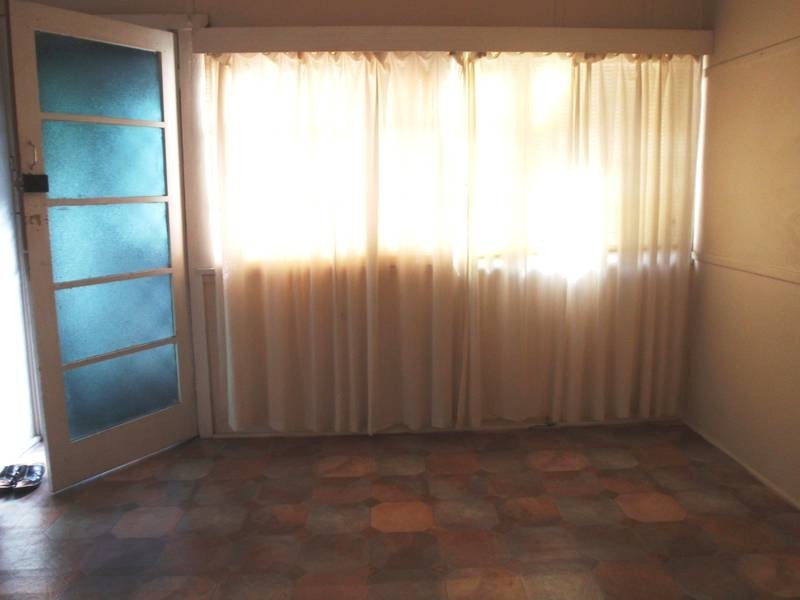 18 Picnic Parade, Ettalong Beach NSW 2257