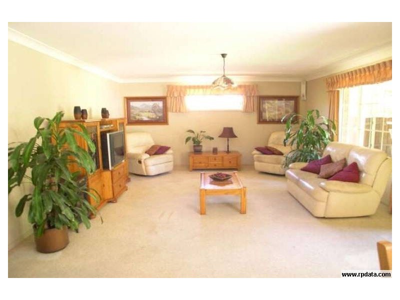 62 Sydney Ave, Umina Beach NSW 2257