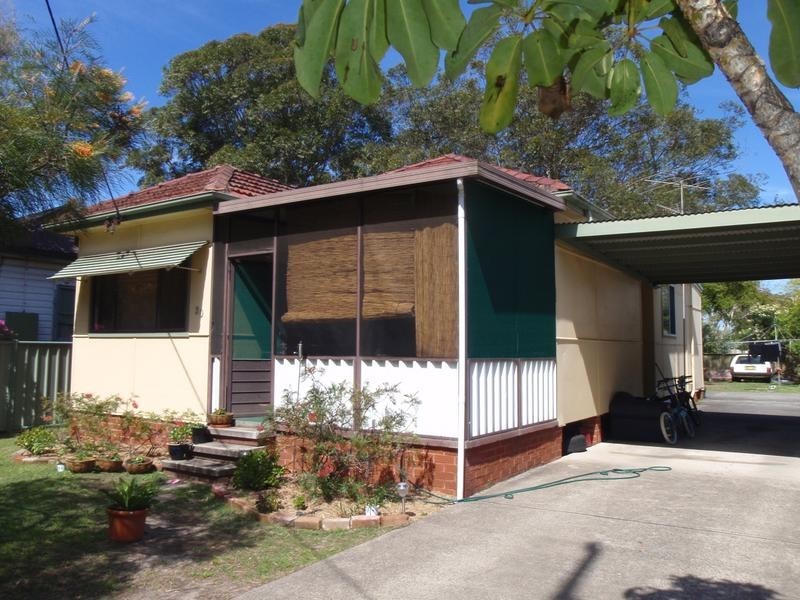 30 Gallipoli Avenue, Blackwall NSW 2256